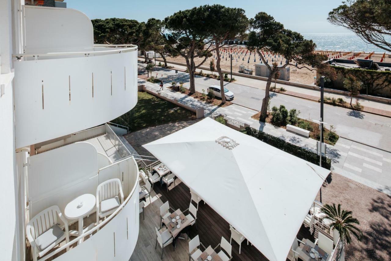 Hotel Luna Lignano Sabbiadoro Buitenkant foto